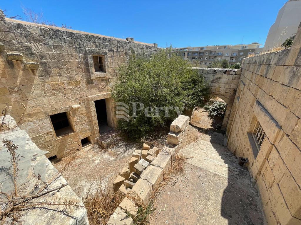 Zebbug - House of Character