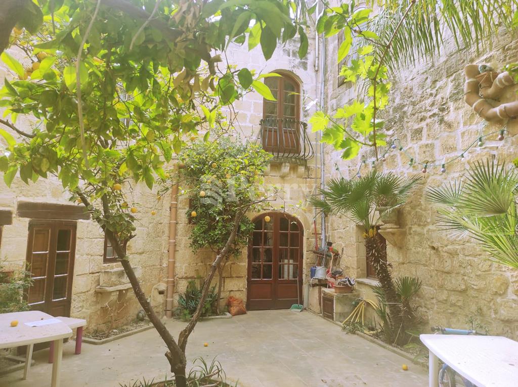 Birkirkara - House of Character