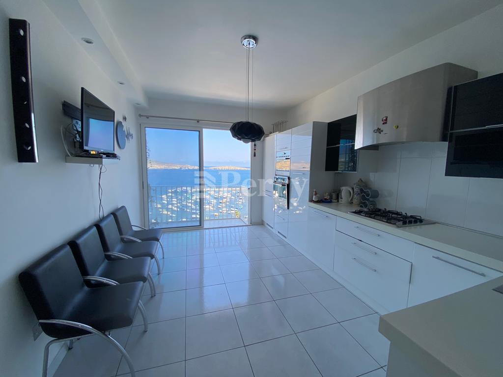 St Pauls Bay - Penthouse