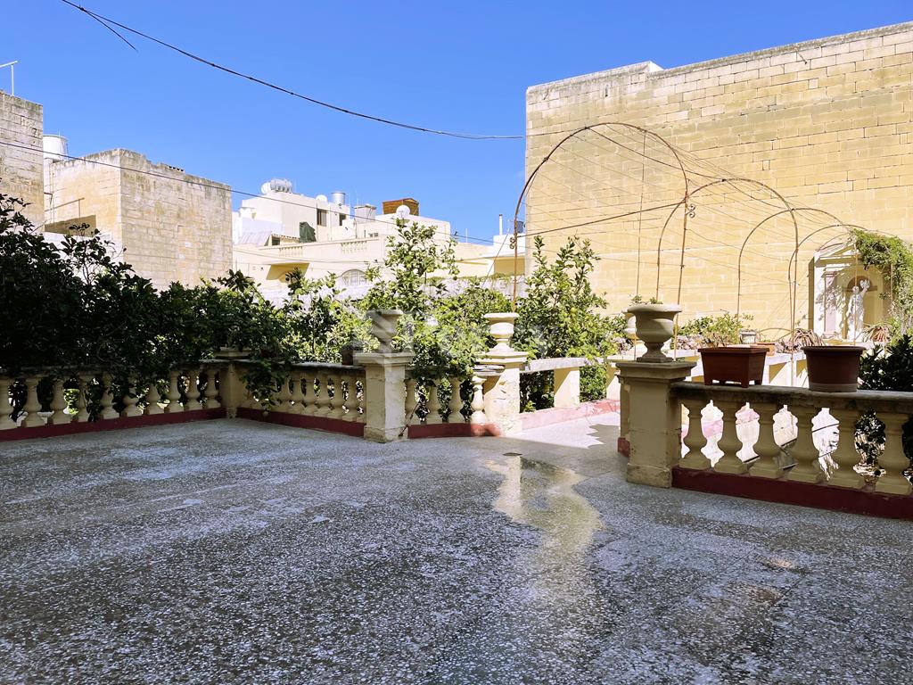 Qormi - Town House