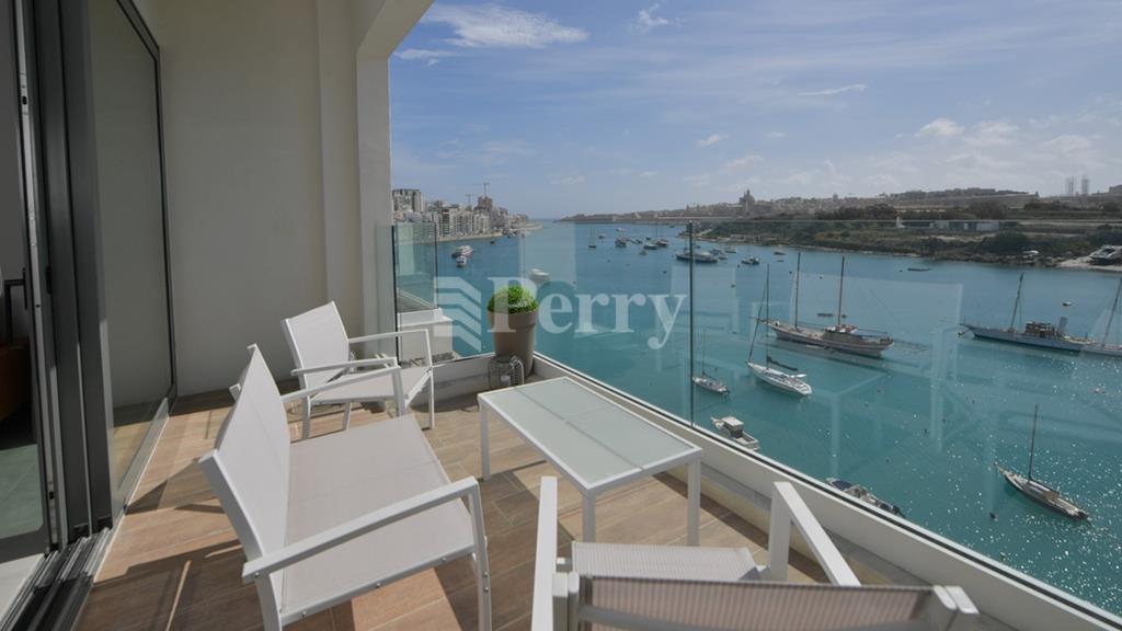 Sliema - Duplex Apartment