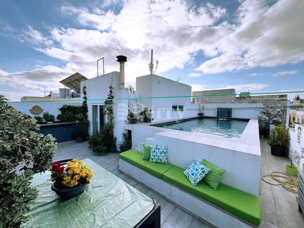 Balzan - Terraced House